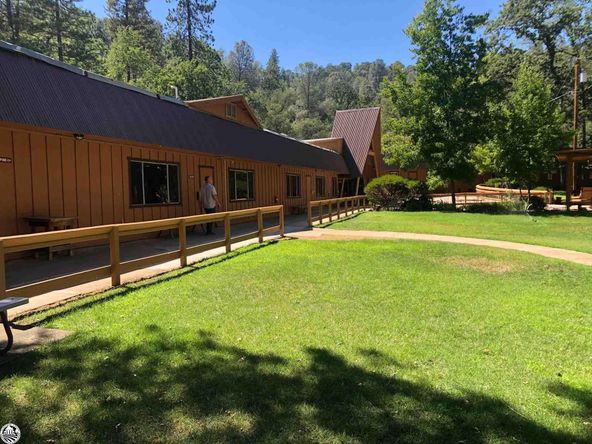 17301 Silver Spur Dr, Tuolumne, CA 95379